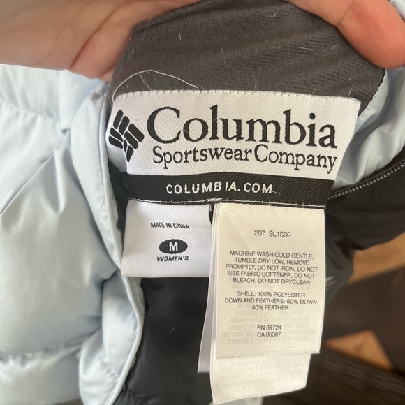 Women’s Columbia Down and Feather Insulated Puffer Vest Size Medium - Picture 4 of 10